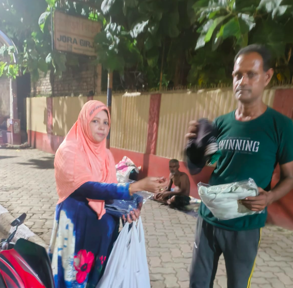 Clothes Distribution